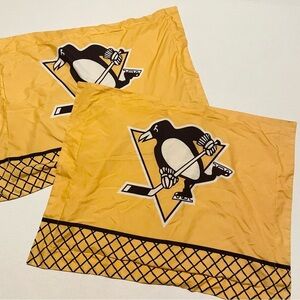 Lot of 2 Pittsburgh Penguins NHL Hockey Pillow Cases Northwest Standard Size